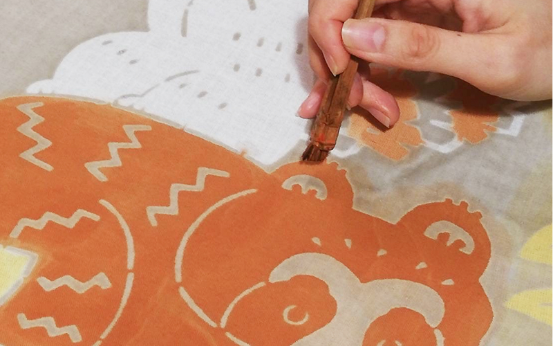 オレンジで染める